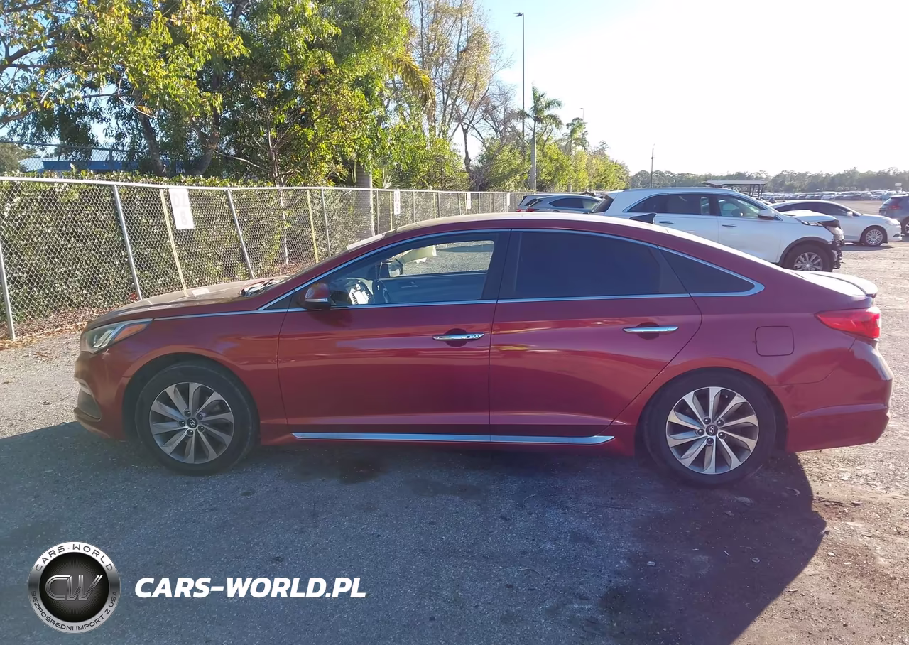 2016 Hyundai Sonata Sport VIN:5NPE34AF8GH269934 - 14