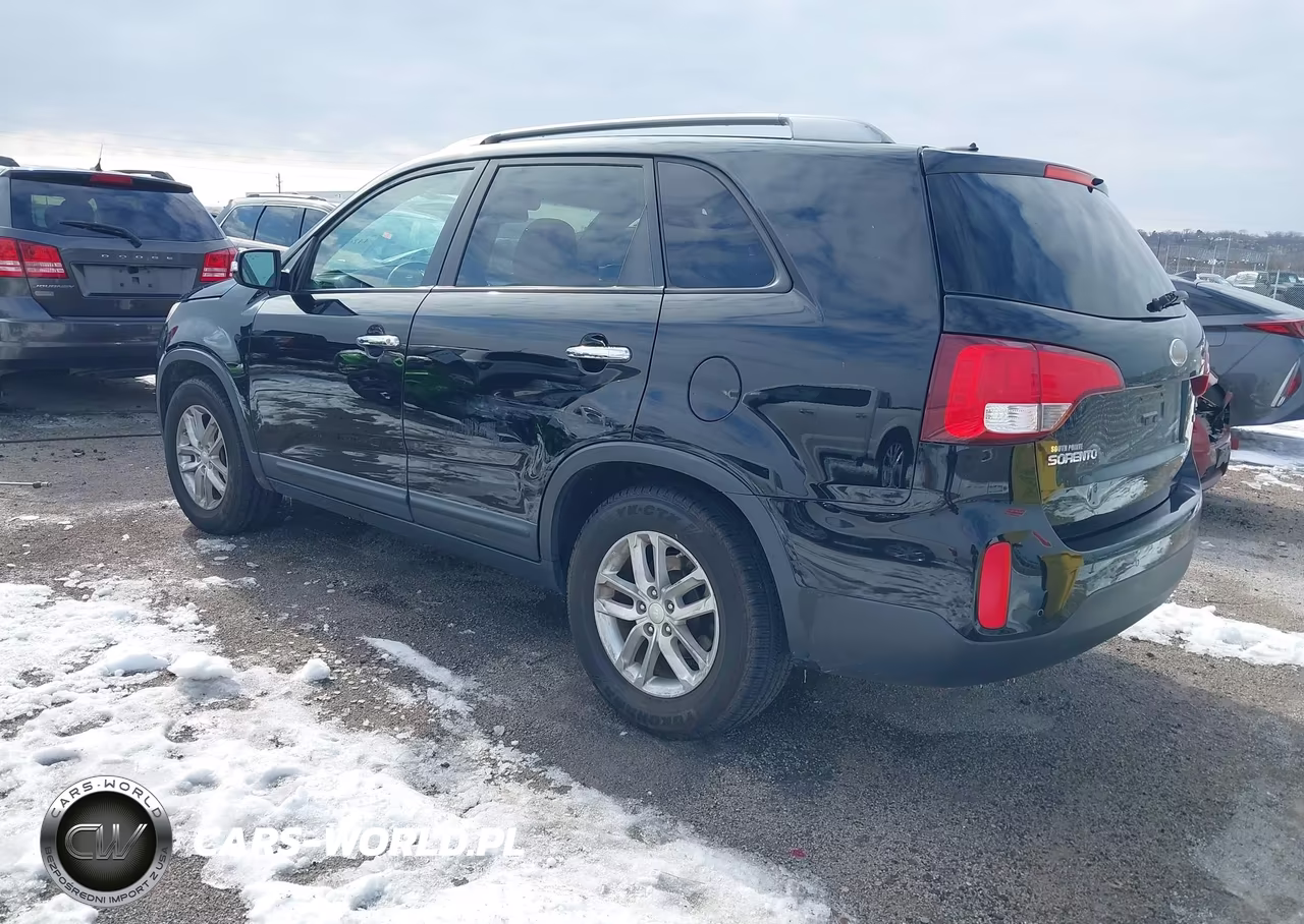 2014 Kia Sorento Lx VIN:5XYKT3A67EG494752 - 3