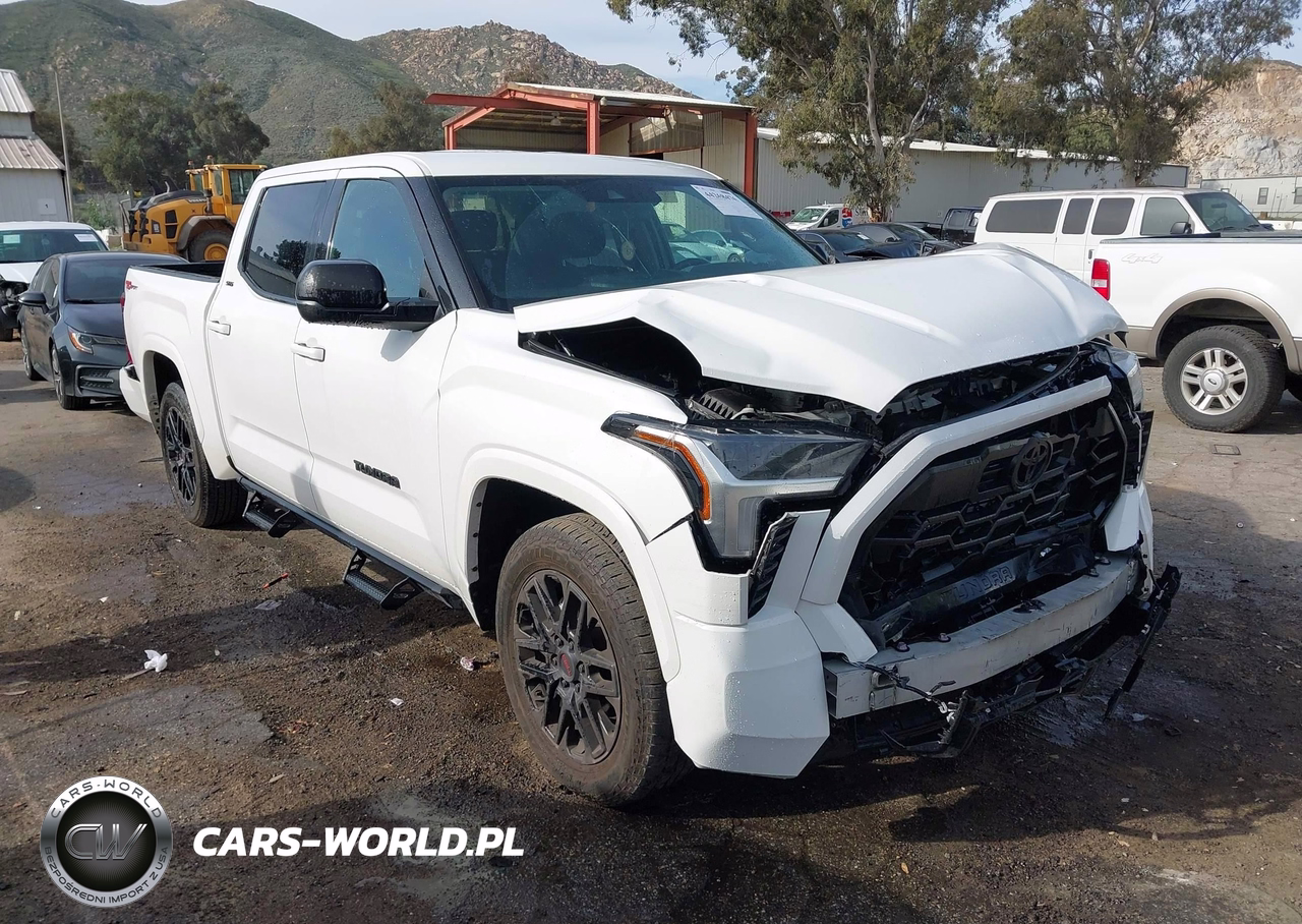 2023 Toyota Tundra Crewmax Sr-Crewmax Sr5