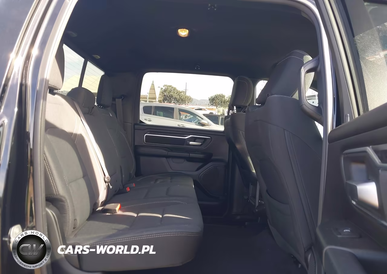 2024 Ram 1500 Big Horn 4X2 5'7 Box VIN:1C6RREFGXRN113525 - 8