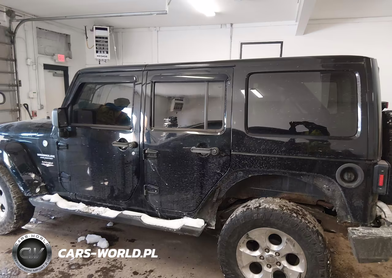2011 Jeep Wrangler Unlimited Sahara VIN:1J4HA5H1XBL515531 - 14