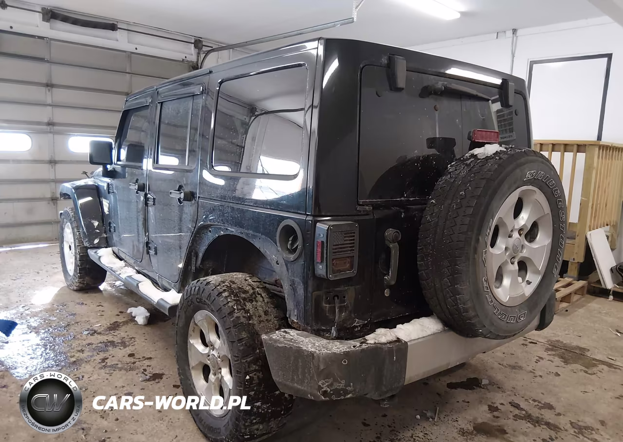 2011 Jeep Wrangler Unlimited Sahara VIN:1J4HA5H1XBL515531 - 3