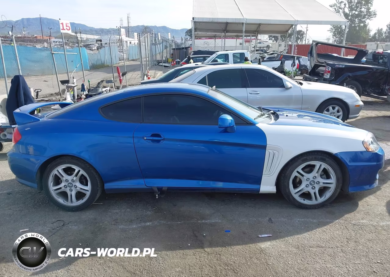 2005 Hyundai Tiburon Gt-Se VIN:KMHHN65F75U167469 - 13