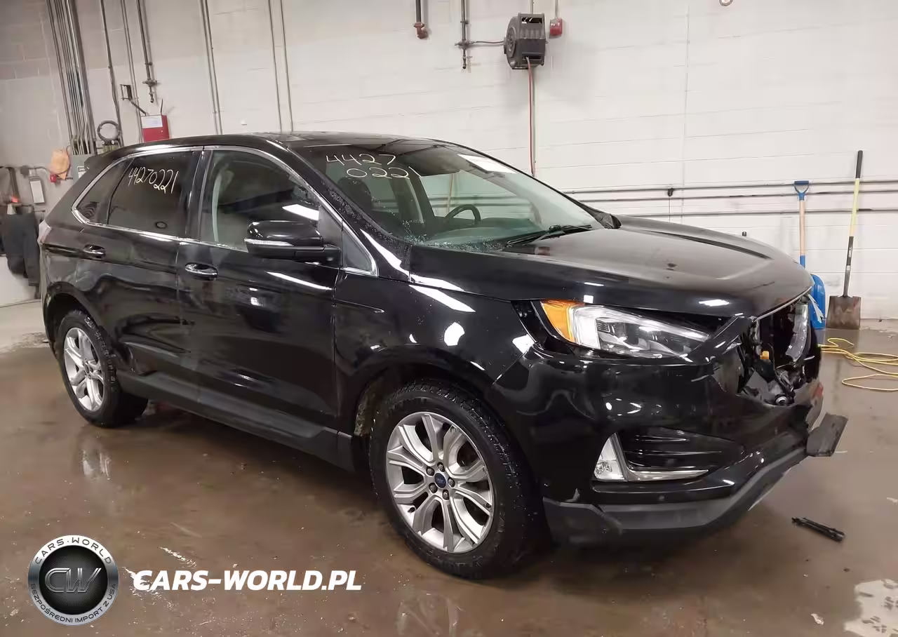 2019 Ford Edge Titanium