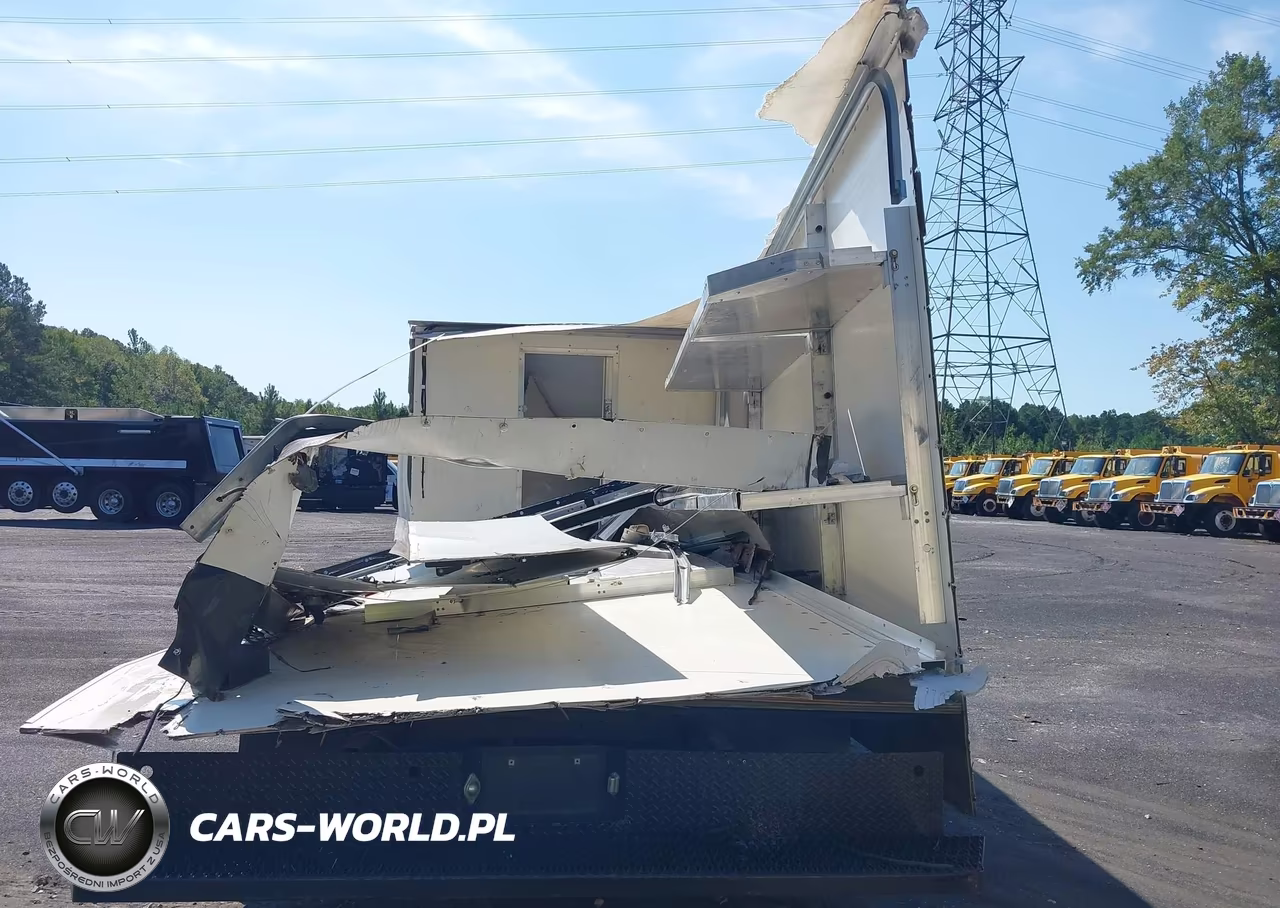 2022 Chevrolet Express Cutaway Work Van VIN:1HA3GTC75NN004702 - 15