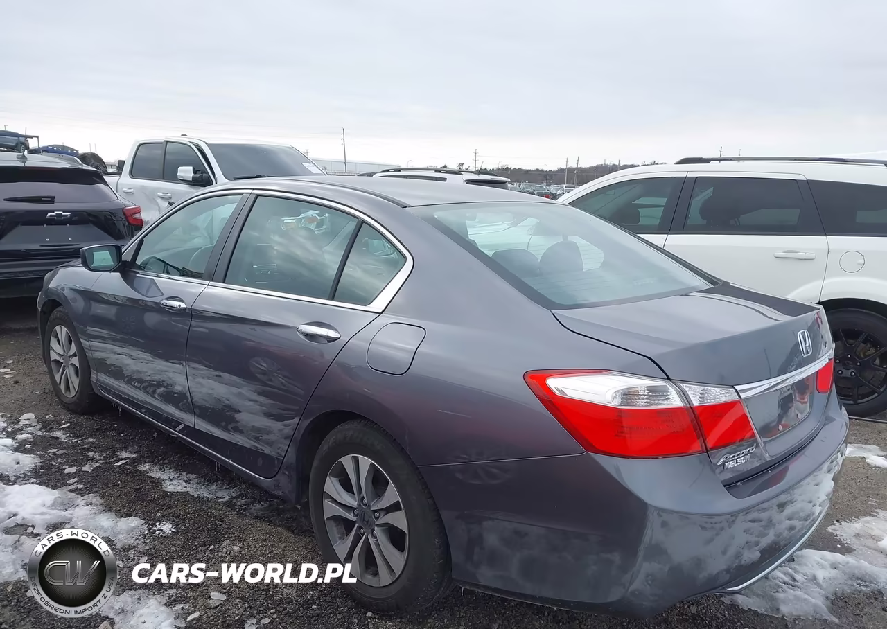 2015 Honda Accord Lx VIN:1HGCR2F31FA196373 - 3