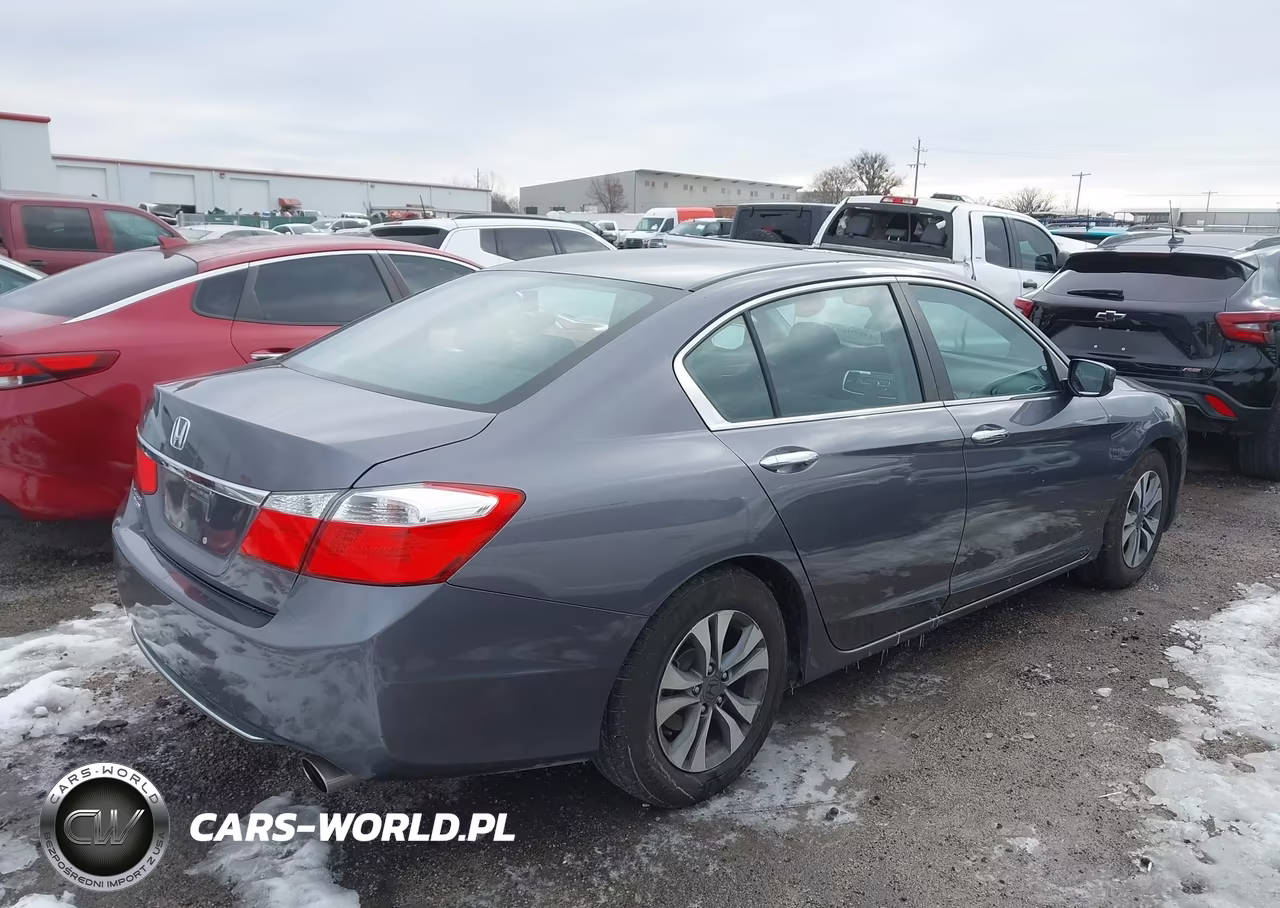 2015 Honda Accord Lx VIN:1HGCR2F31FA196373 - 4