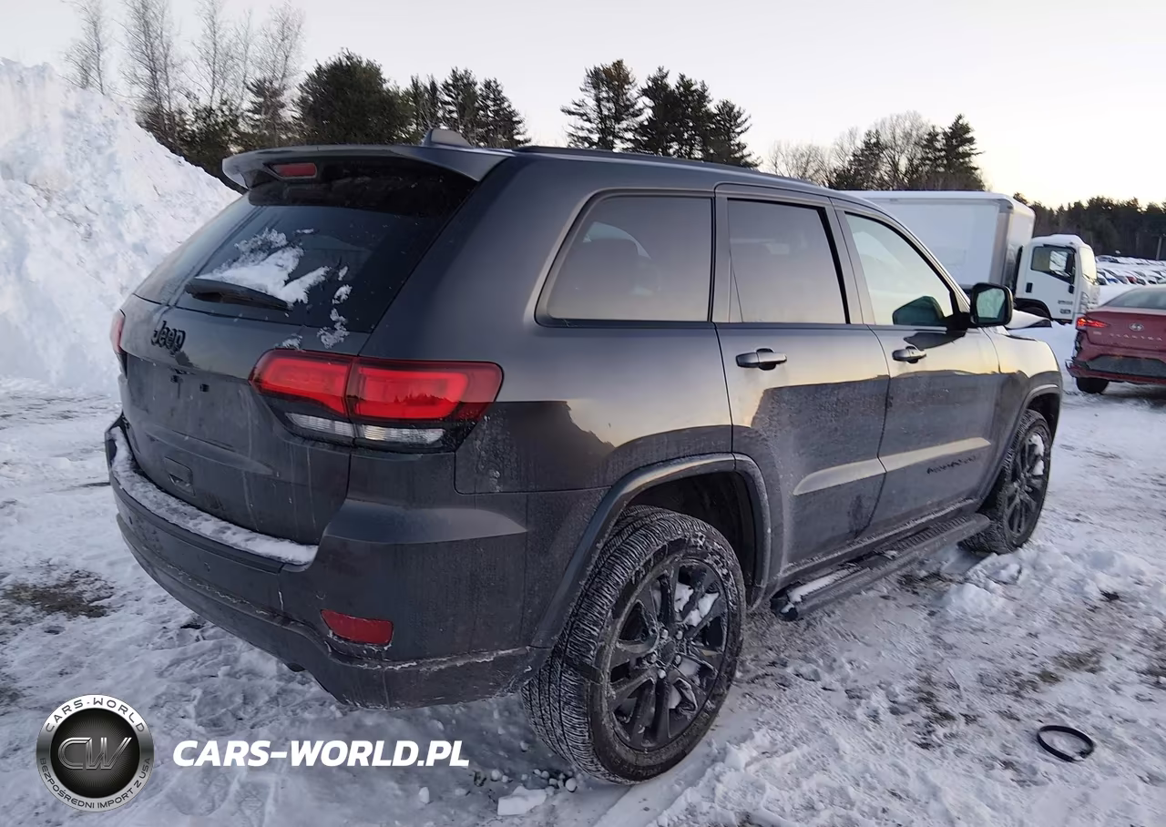 2019 Jeep Grand Cherokee Altitude 4X4 VIN:1C4RJFAG5KC829389 - 4