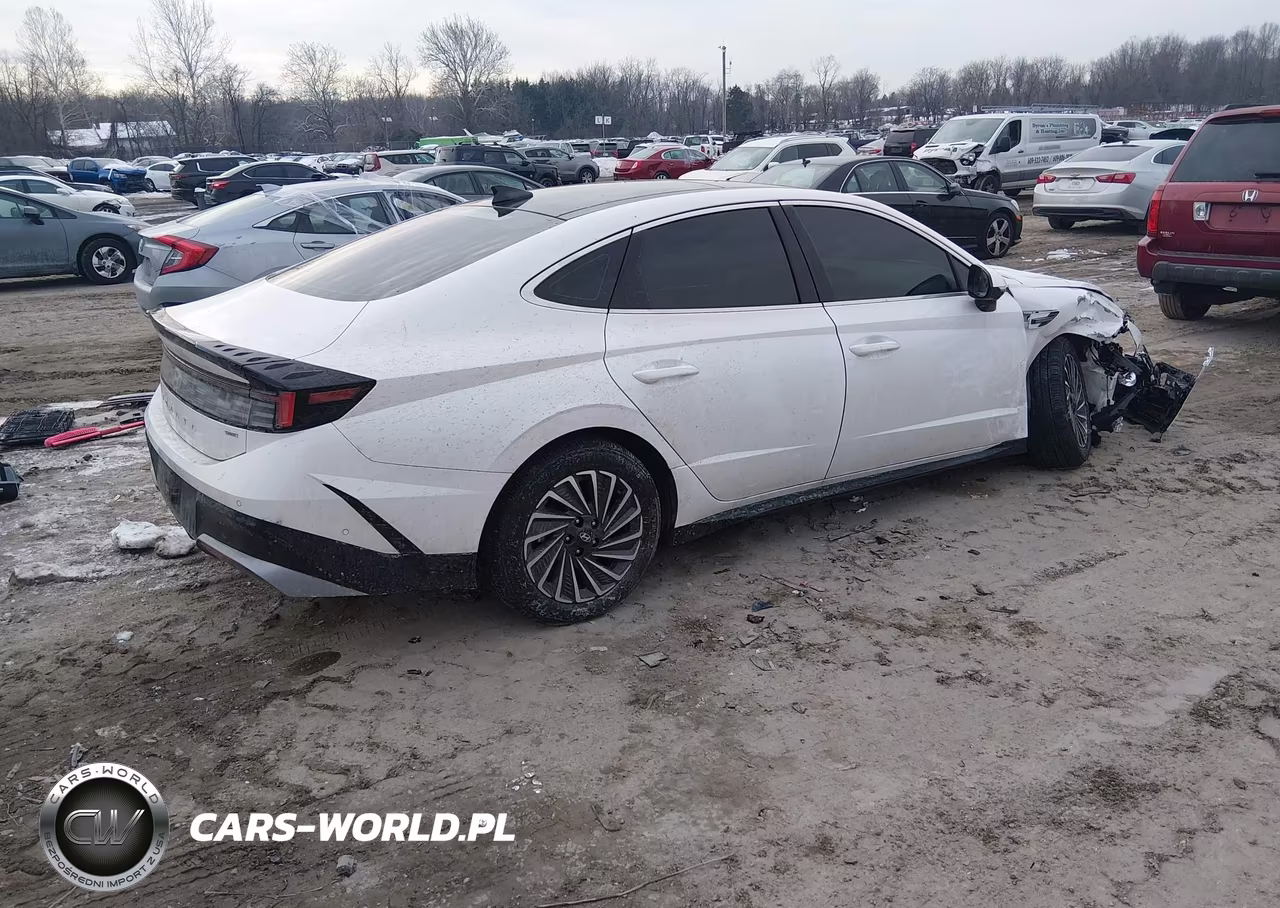 2026 Hyundai Sonata Hybrid Limited VIN:KMHL54JJ2TA138310 - 4