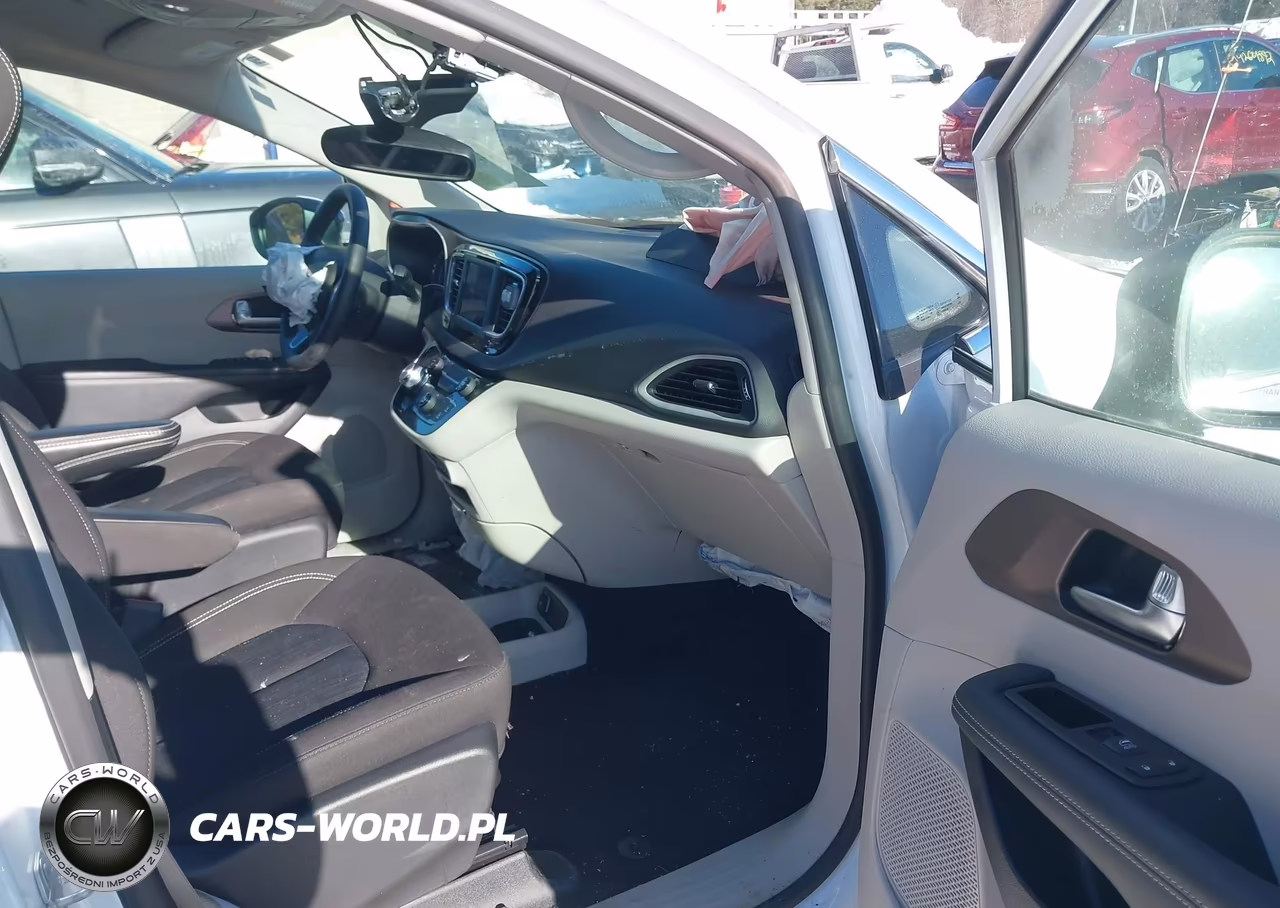 2024 Chrysler Voyager Lx VIN:2C4RC1CG5RR183797 - 5
