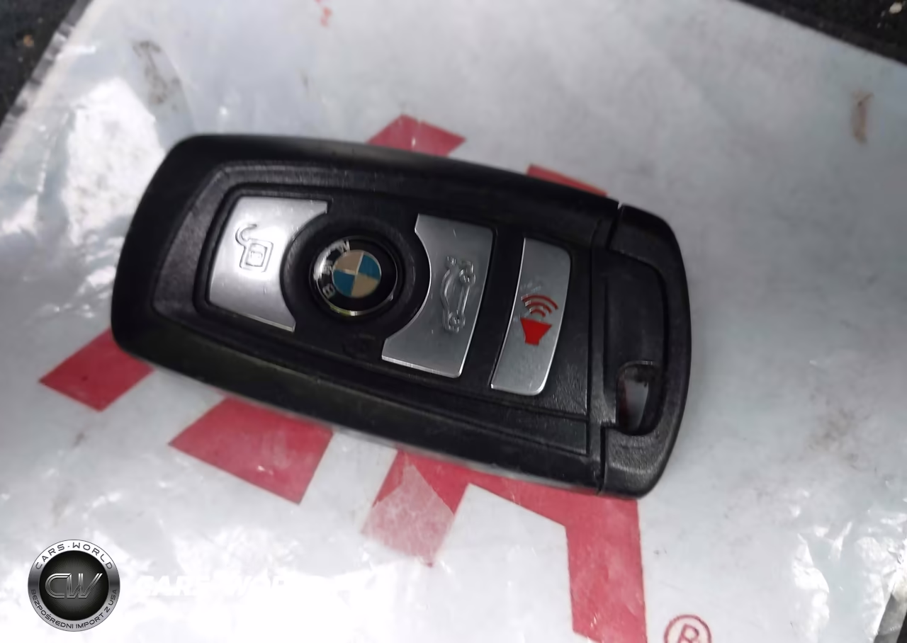 2016 BMW 528I VIN:WBA5A5C55GG353873 - 11