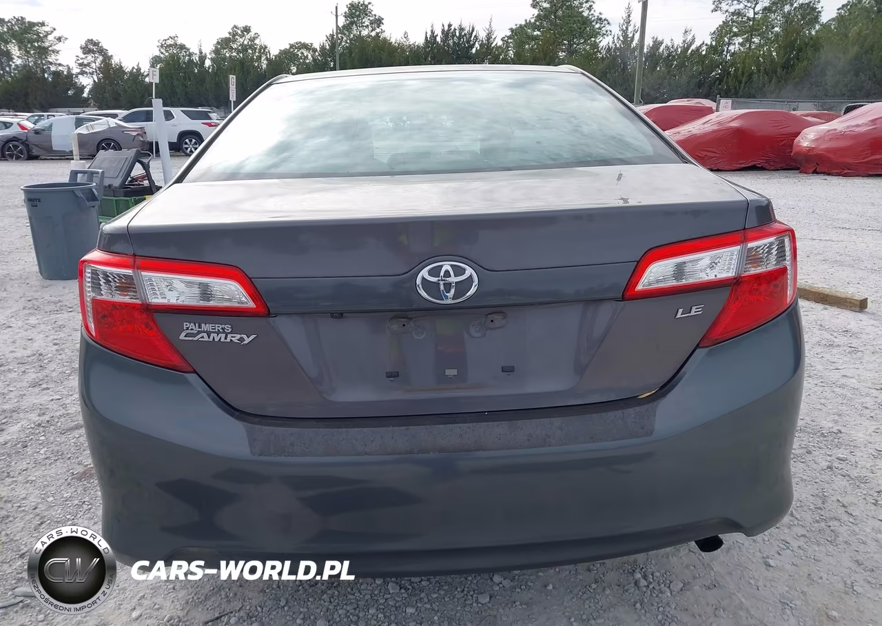 2014 Toyota Camry Le VIN:4T1BF1FK7EU389480 - 16