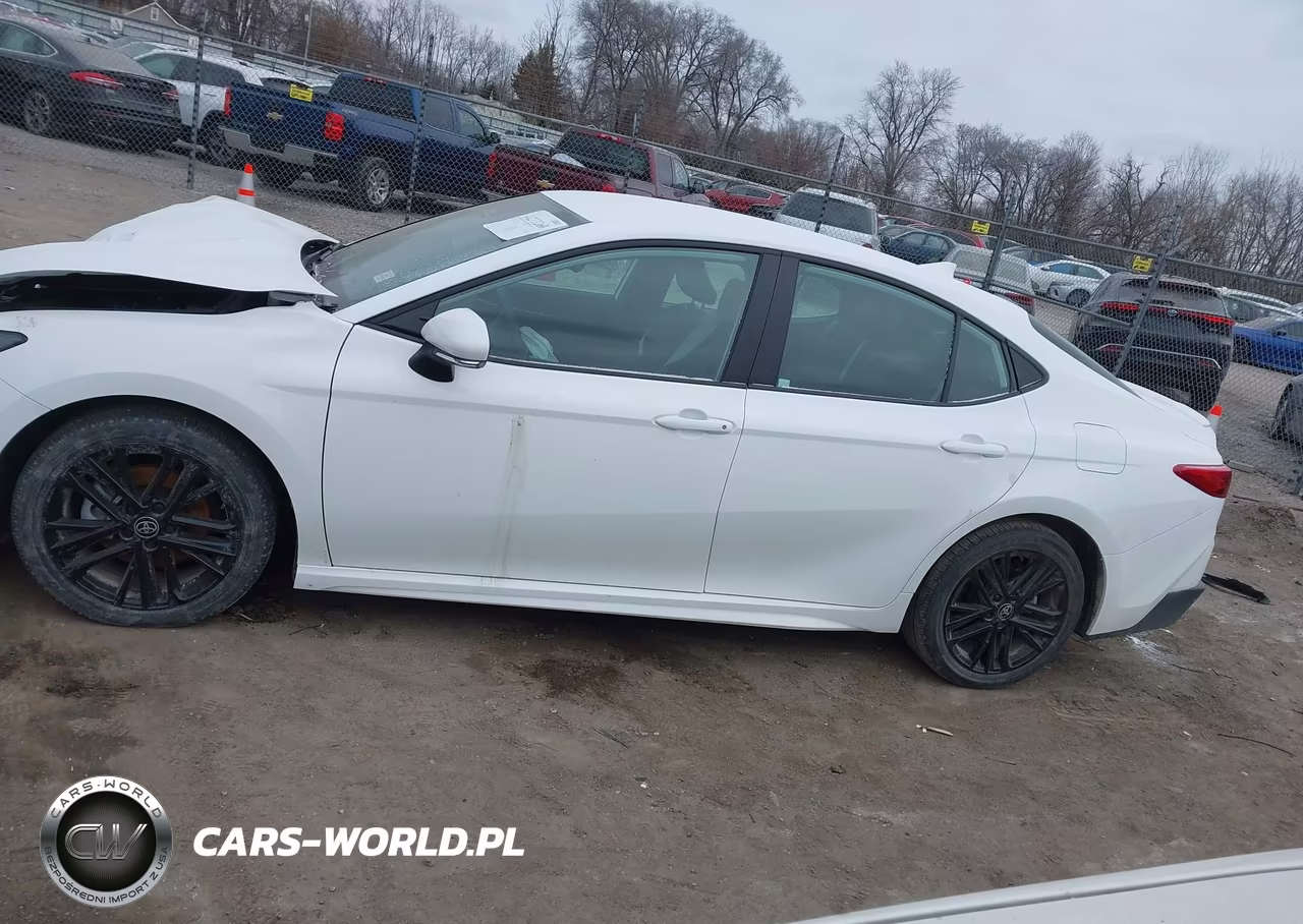 2025 Toyota Camry Se VIN:4T1DAACK9SU145451 - 14