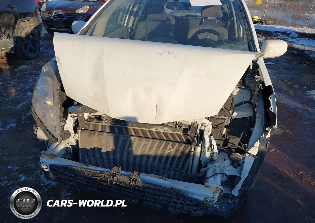 2013 Honda Fit VIN:JHMGE8H30DC075362 - 6