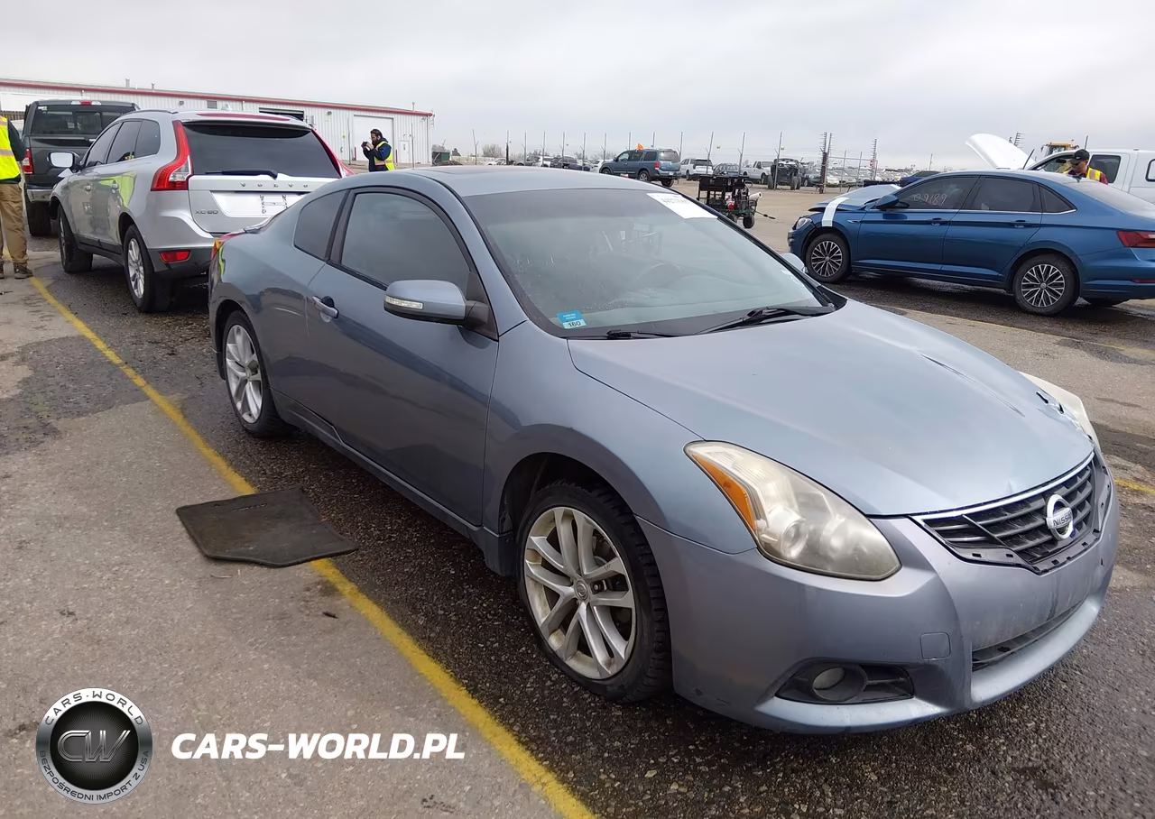 2012 Nissan Altima 3.5 Sr – zdjęcie 1 z 11
