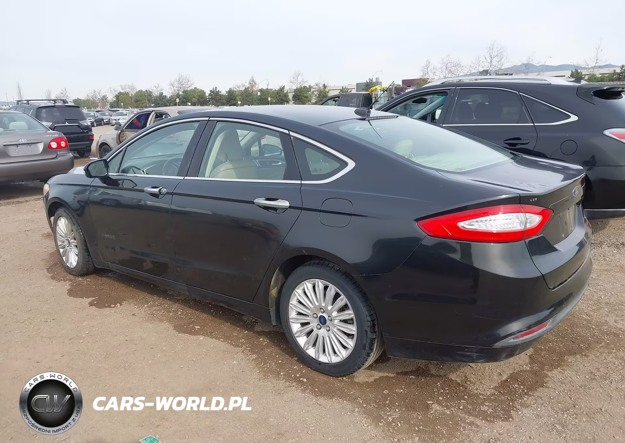 2014 Ford Fusion Hybrid Se VIN:3FA6P0LU9ER185912 - 3