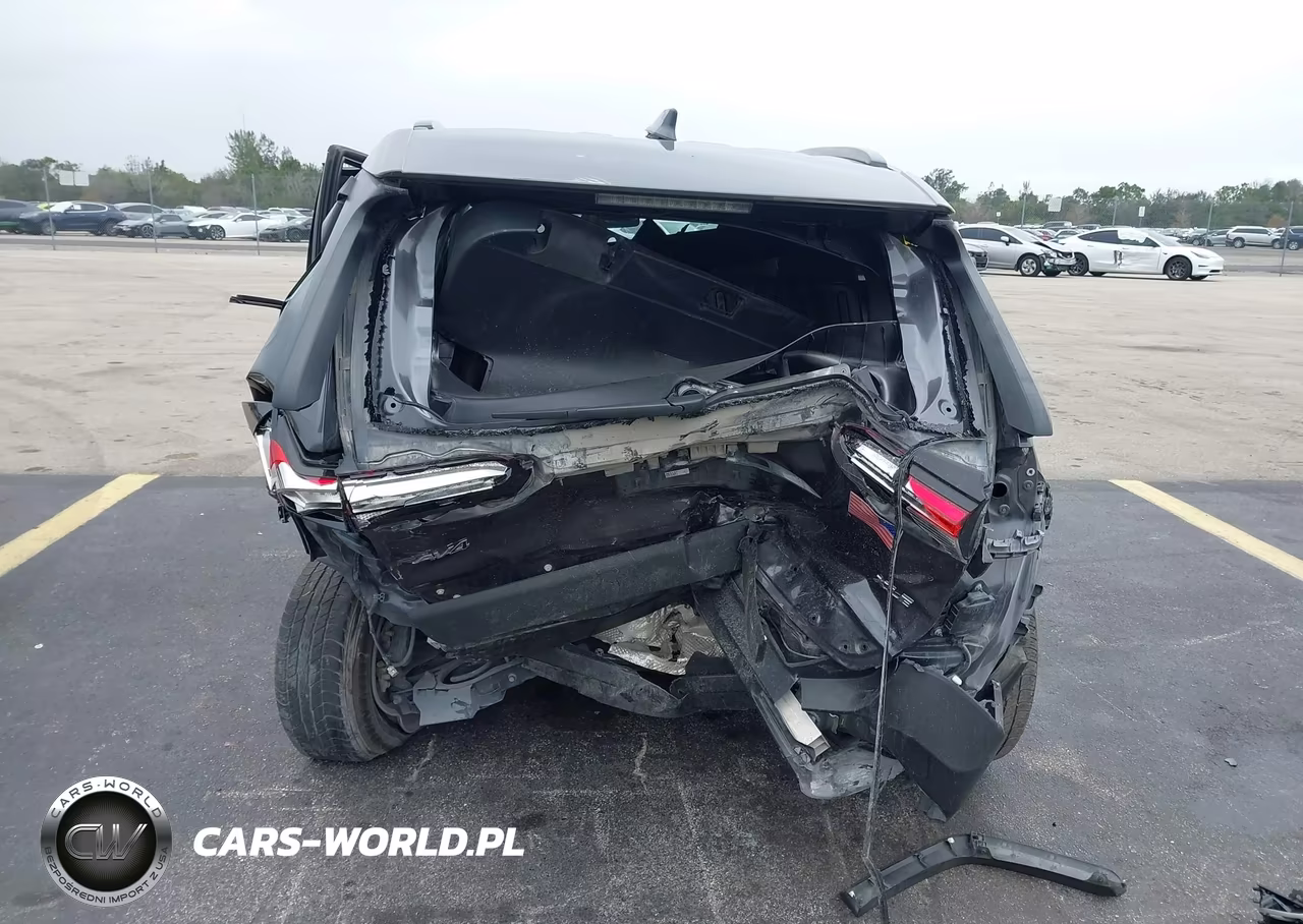 2024 Toyota Rav4 Xle VIN:2T3W1RFV3RC263107 - 17