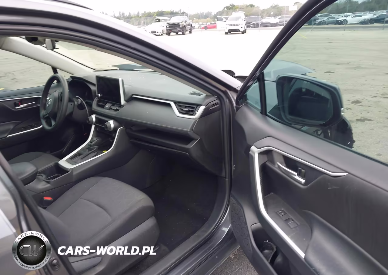 2024 Toyota Rav4 Xle VIN:2T3W1RFV3RC263107 - 5