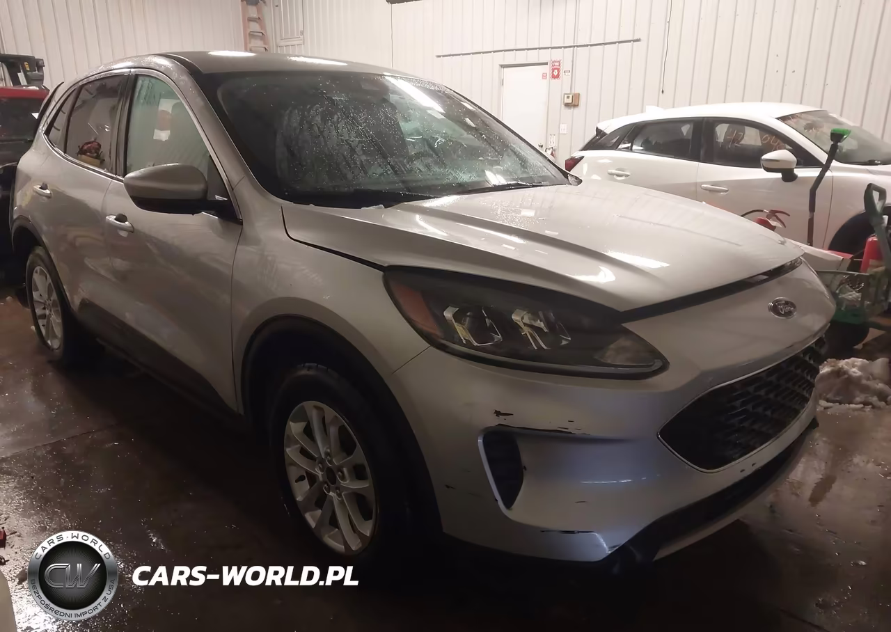 2020 Ford Escape Se