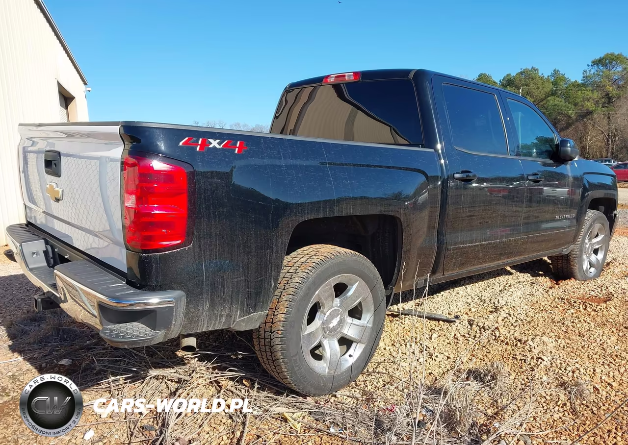 2018 Chevrolet Silverado 1500 1Lt VIN:3GCUKRER0JG210232 - 4