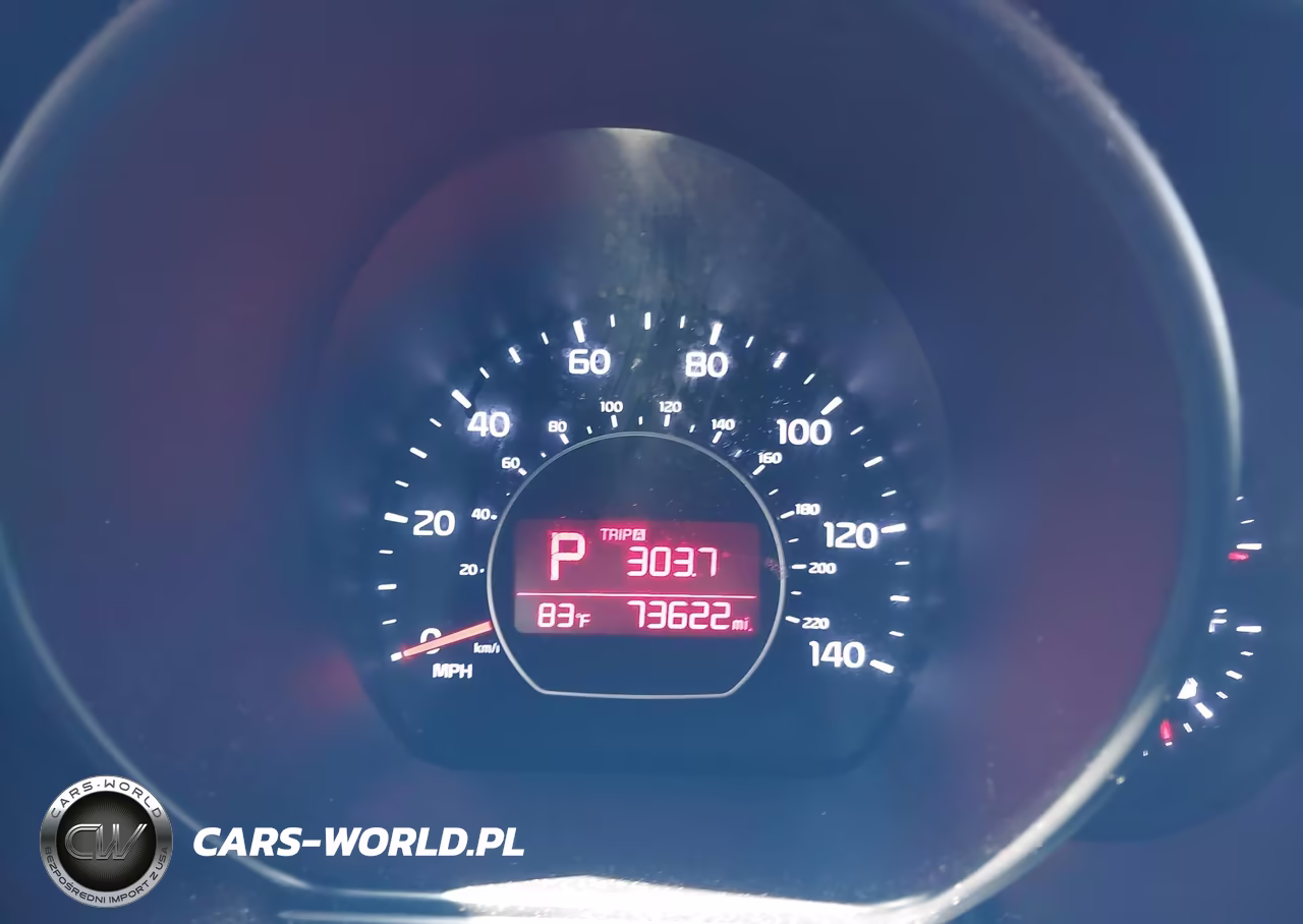 2015 Kia Soul VIN:KNDJN2A27F7118693 - 15