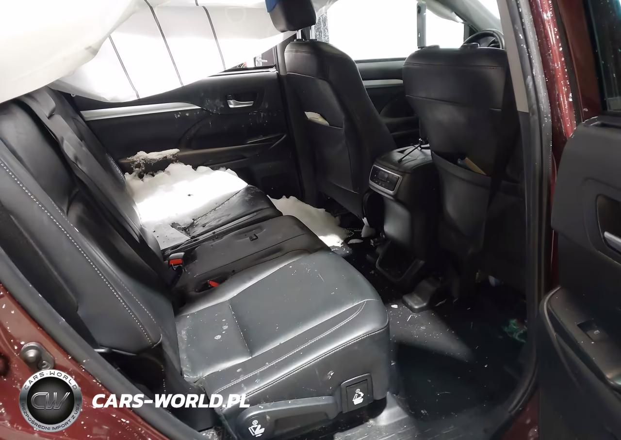 2019 Toyota Highlander Xle VIN:5TDJZRFH2KS736482 - 8