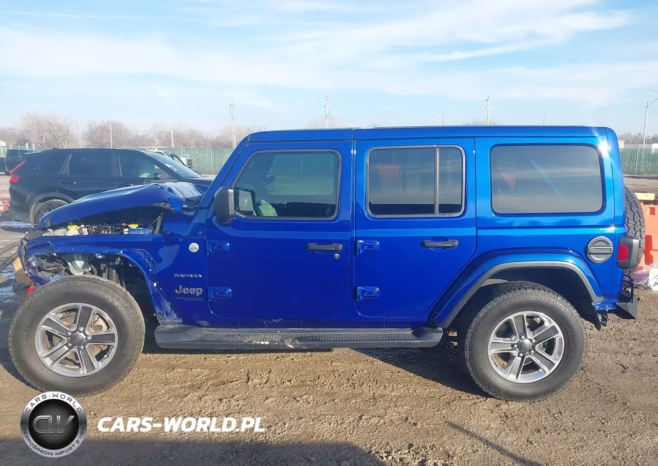 2020 Jeep Wrangler Unlimited Sahara VIN:1C4HJXEN2LW221033 - 14