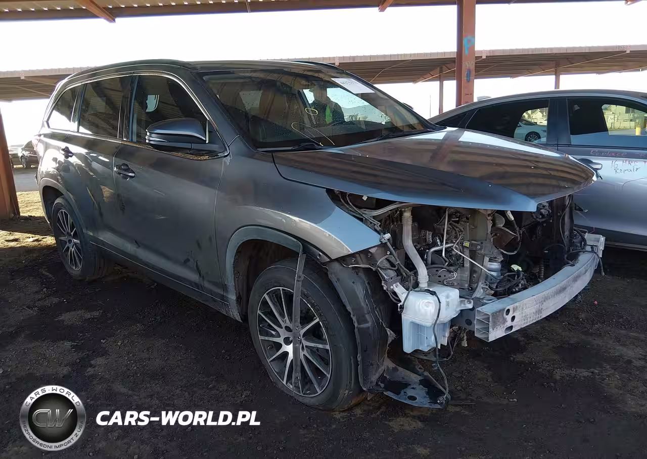 2018 Toyota Highlander Se