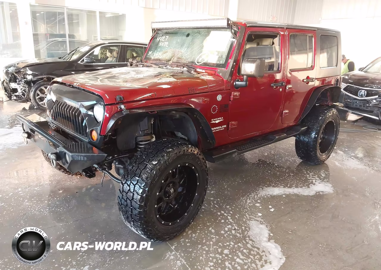 2007 Jeep Wrangler Unlimited Sahara VIN:1J4GA59127L192092 - 2