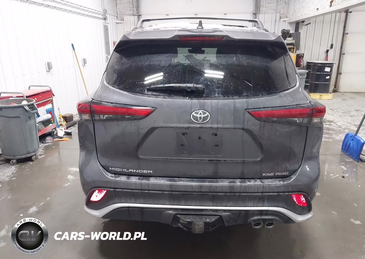 2022 Toyota Highlander Xse VIN:5TDJZRBH2NS169751 - 17