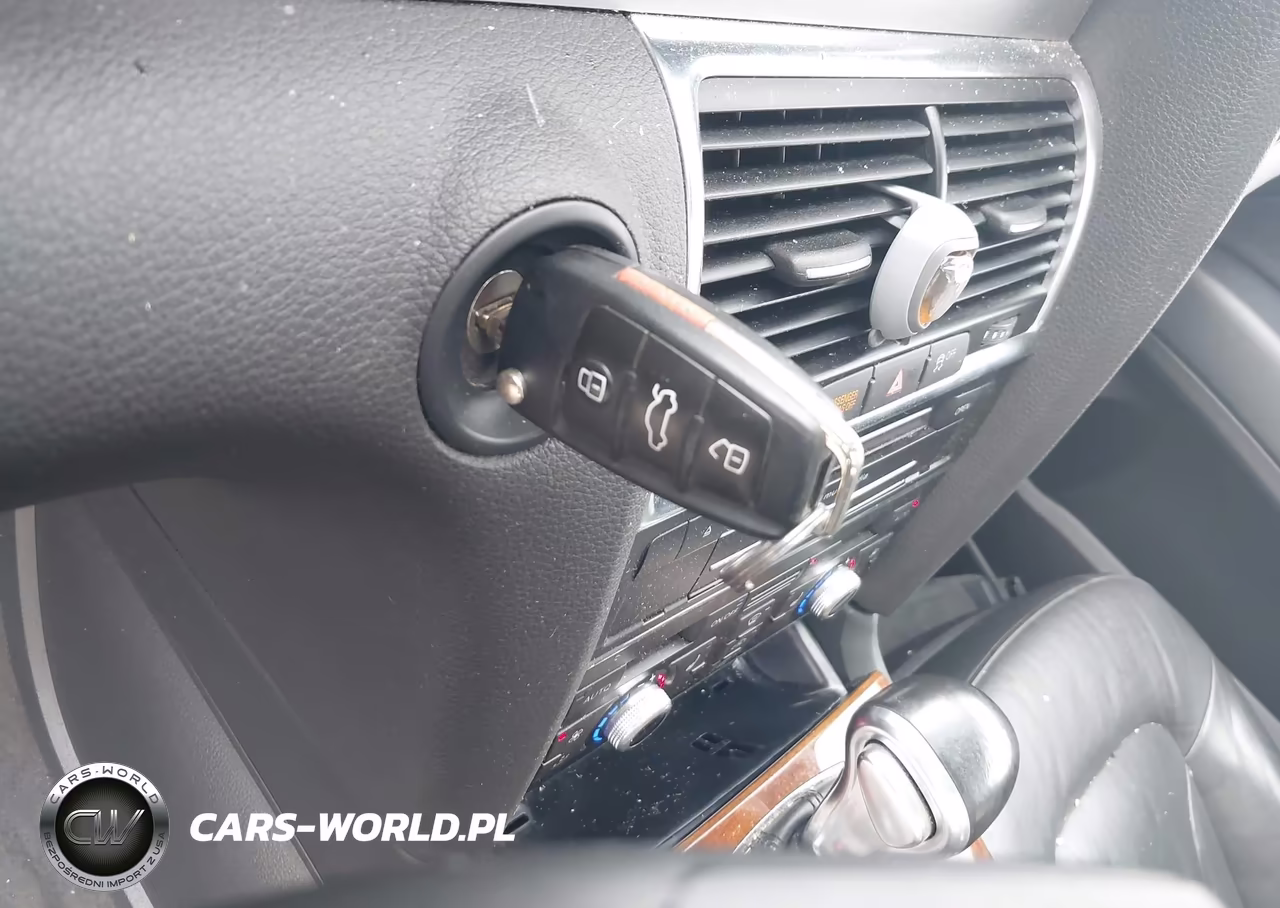 2013 Audi Q7 3.0T Premium VIN:WA1LGAFE3DD001590 - 11