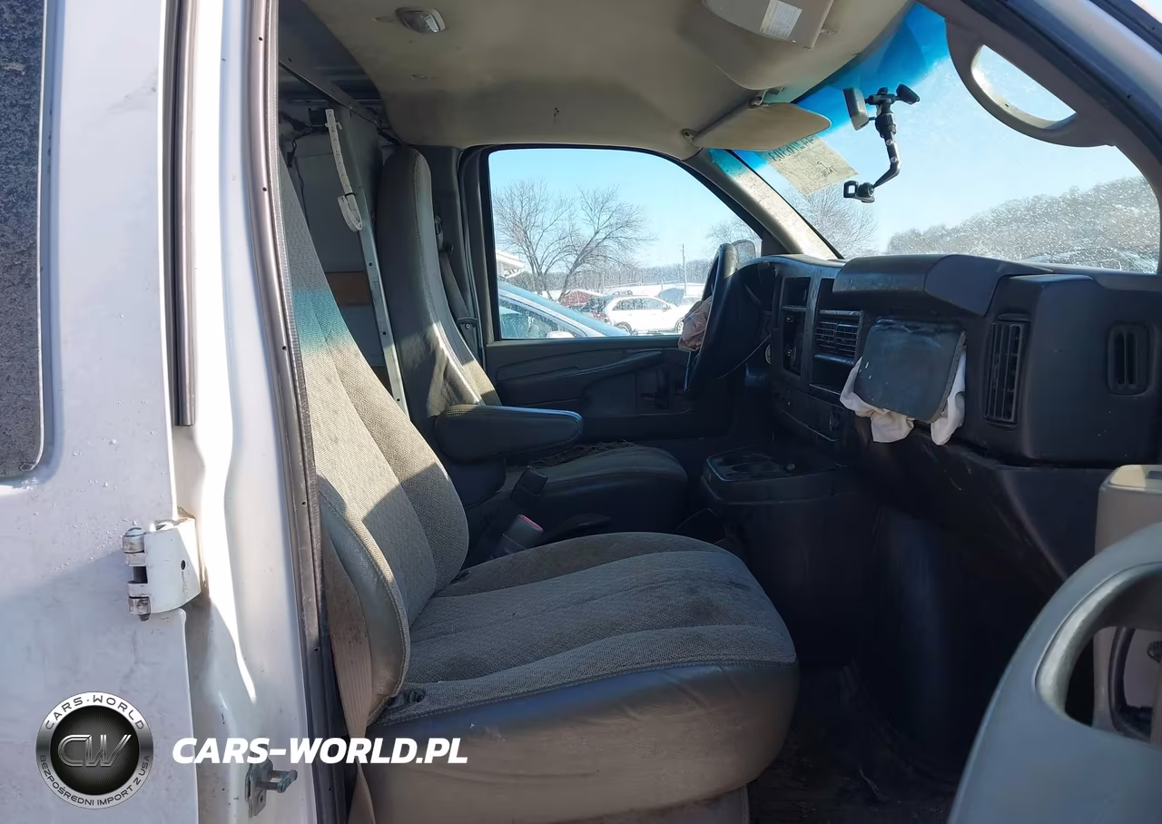 2014 GMC Savana 2500 Work Van VIN:1GTW7FCAXE1905408 - 5
