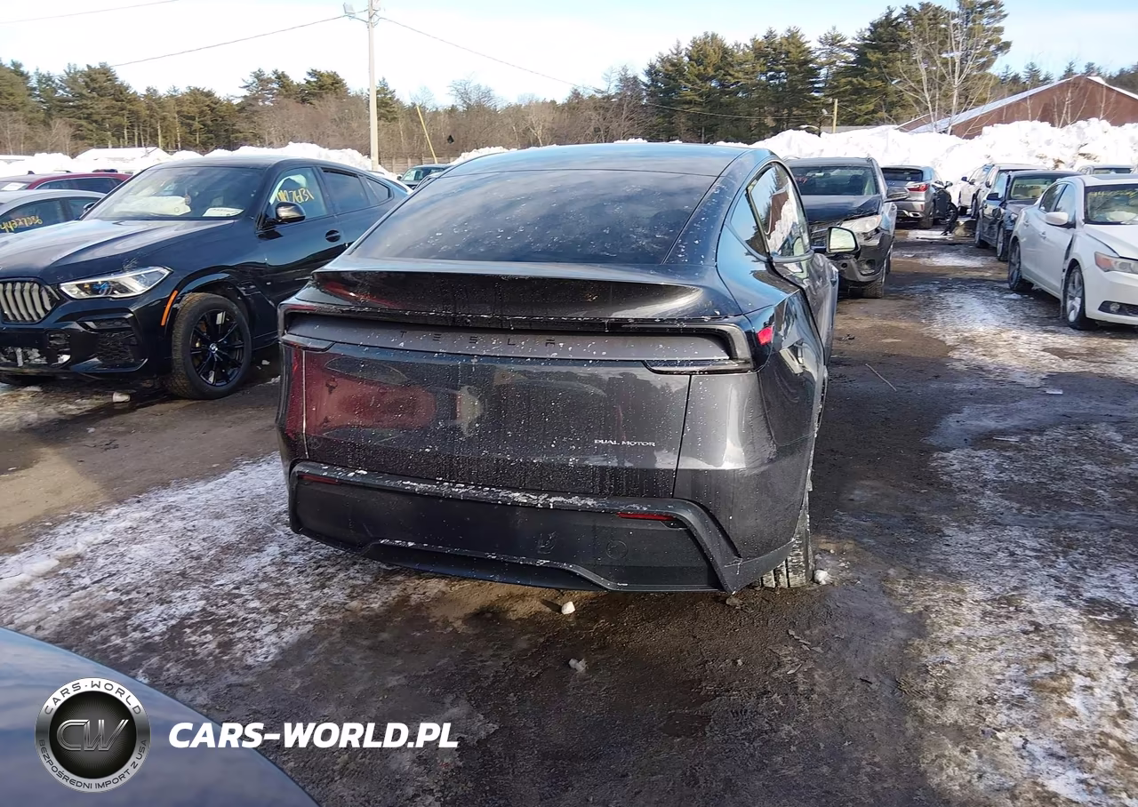 2026 Tesla Model Y Long Range Launch Series-Premium All-Wheel Drive VIN:7SAYGDEEXTA384806 - 16