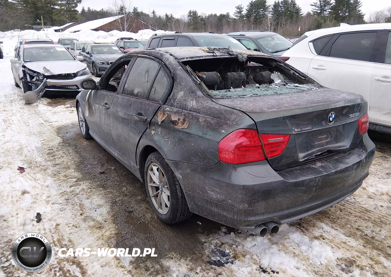 2010 BMW 328I xDrive VIN:WBAPK5C51AA649456 - 3
