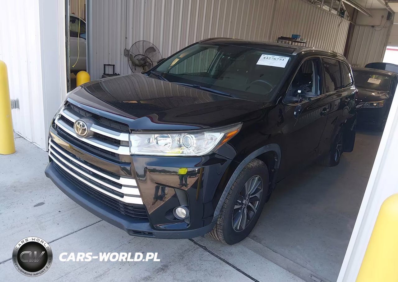 2019 Toyota Highlander Xle VIN:5TDJZRFH3KS622264 - 2