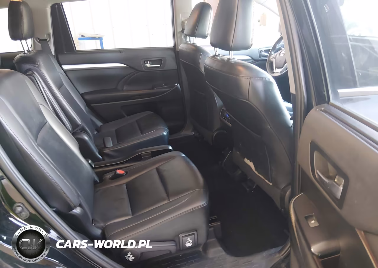 2019 Toyota Highlander Xle VIN:5TDJZRFH3KS622264 - 8