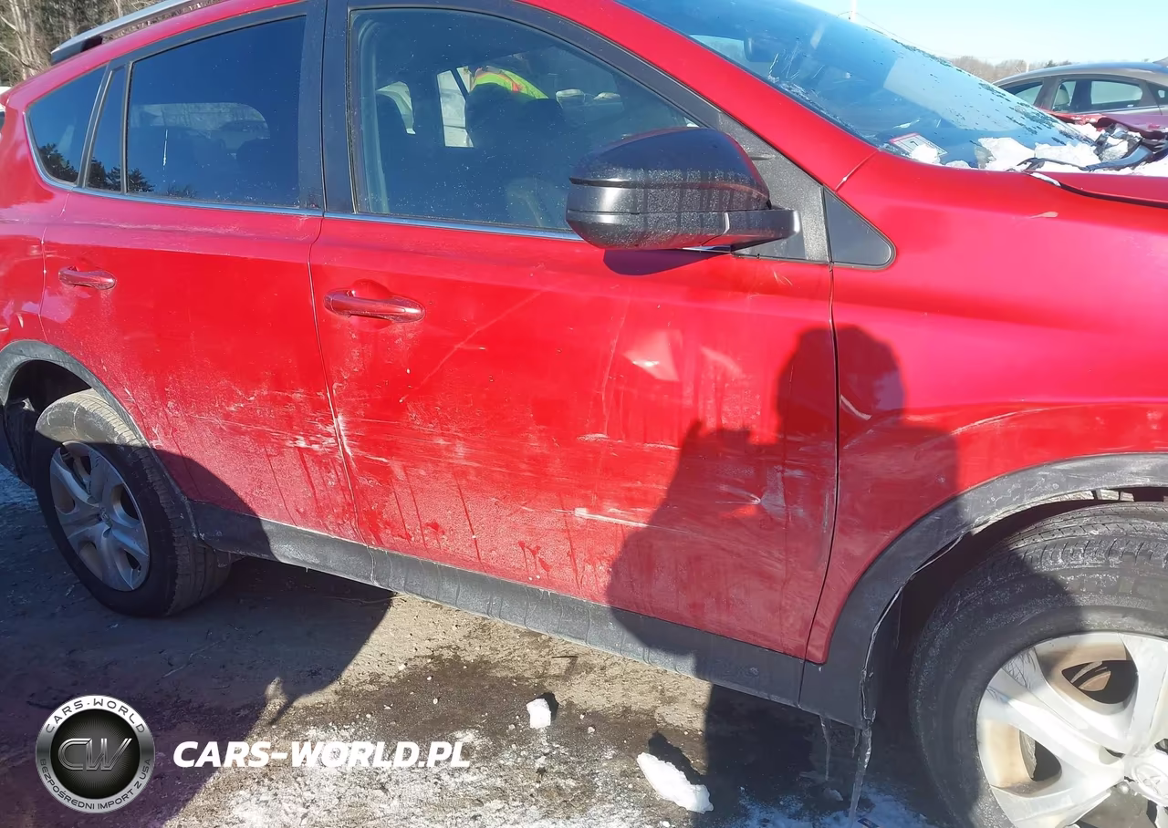 2015 Toyota Rav4 Le VIN:JTMBFREV0FJ030893 - 15