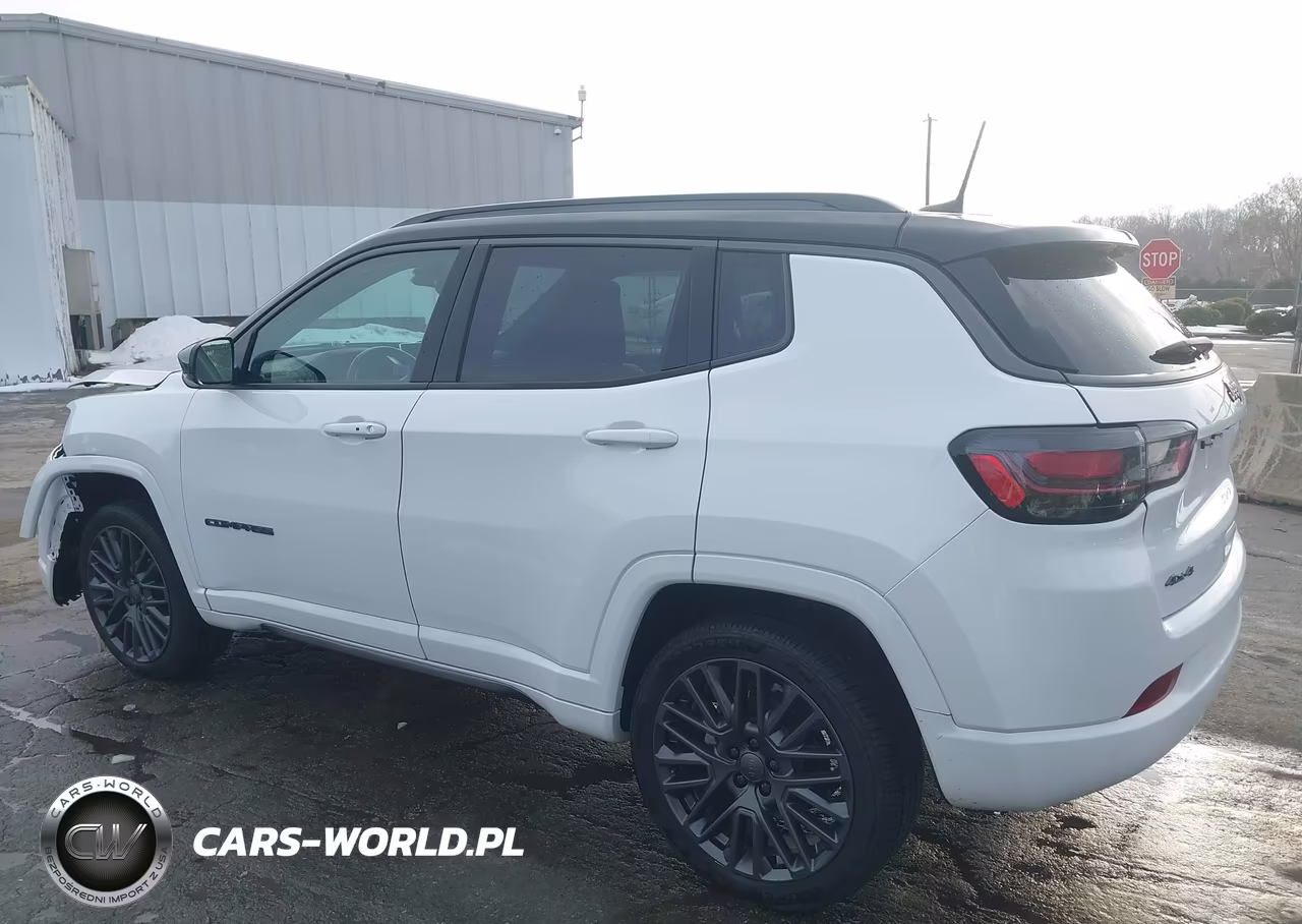 2022 Jeep Compass High Altitude 4X4 VIN:3C4NJDCB8NT159740 - 14