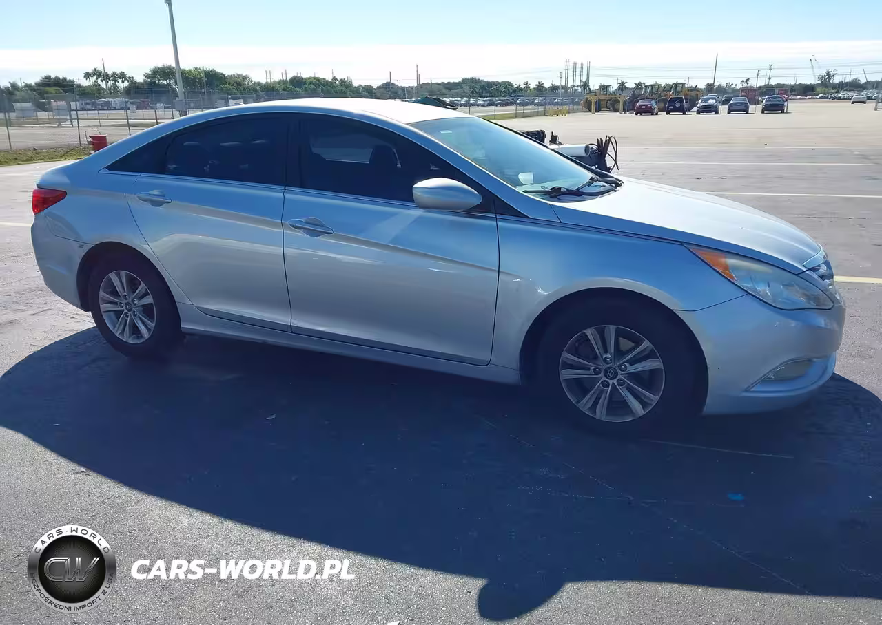 2013 Hyundai Sonata Gls
