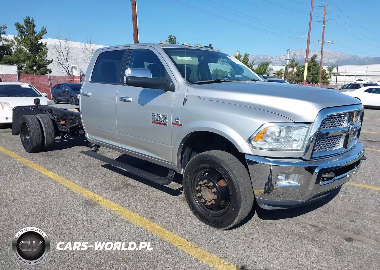 2016 Ram 5500 Chassis Tradesman-Slt-Laramie