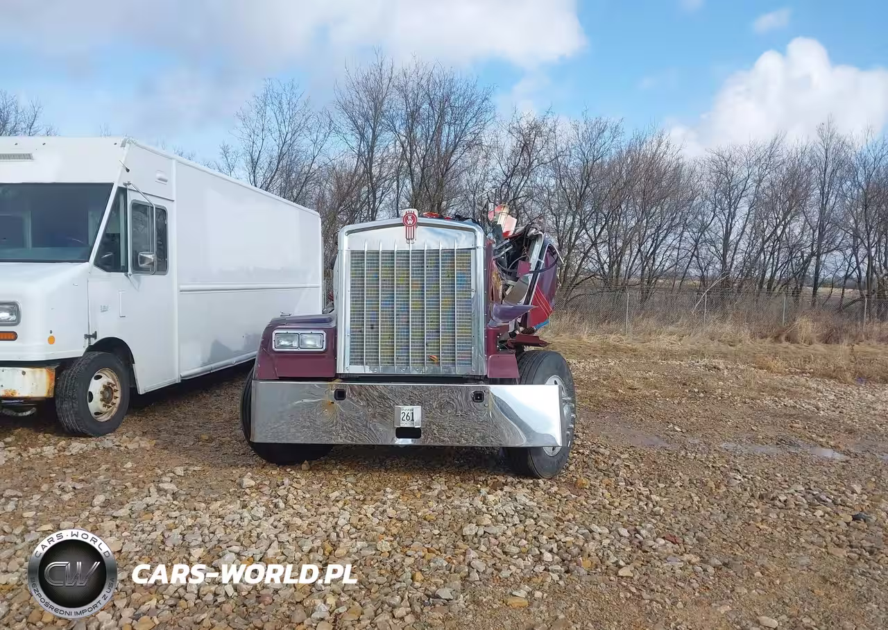 2023 Kenworth W900 VIN:1XKWD49XXPR215868 - 13