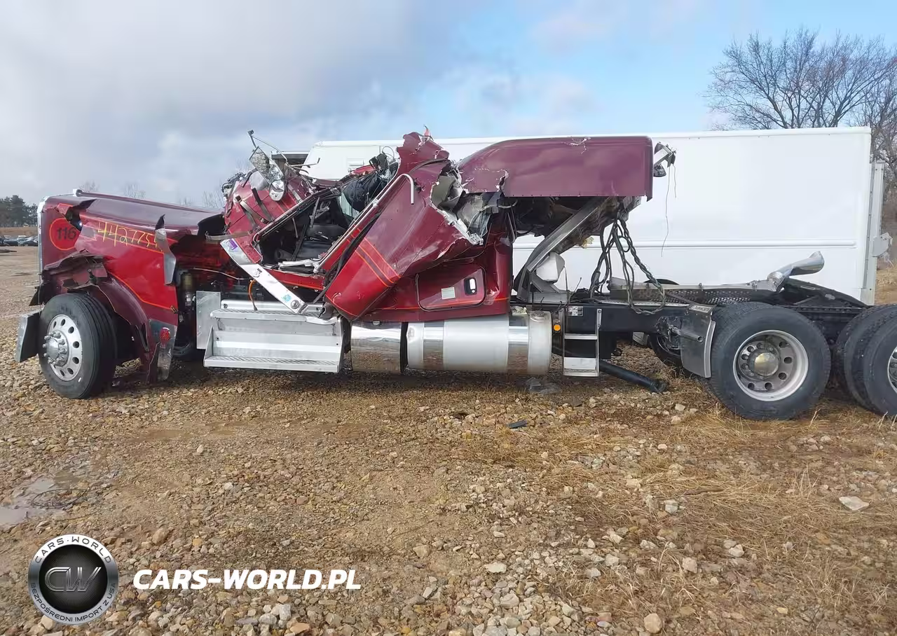 2023 Kenworth W900 VIN:1XKWD49XXPR215868 - 15