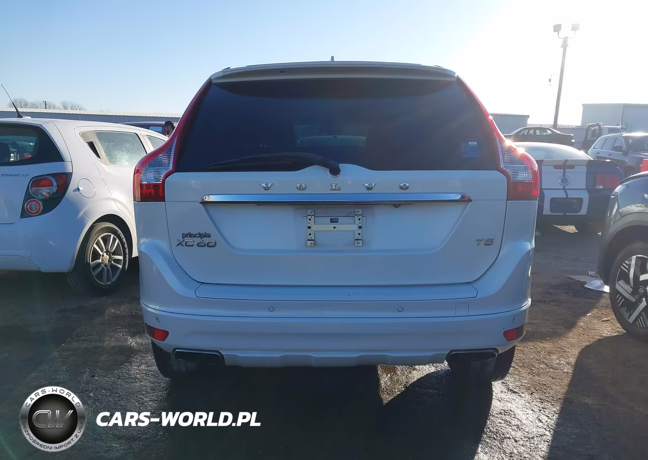 2015 Volvo Xc60 T5 Premier VIN:YV440MDKXF2720873 - 16