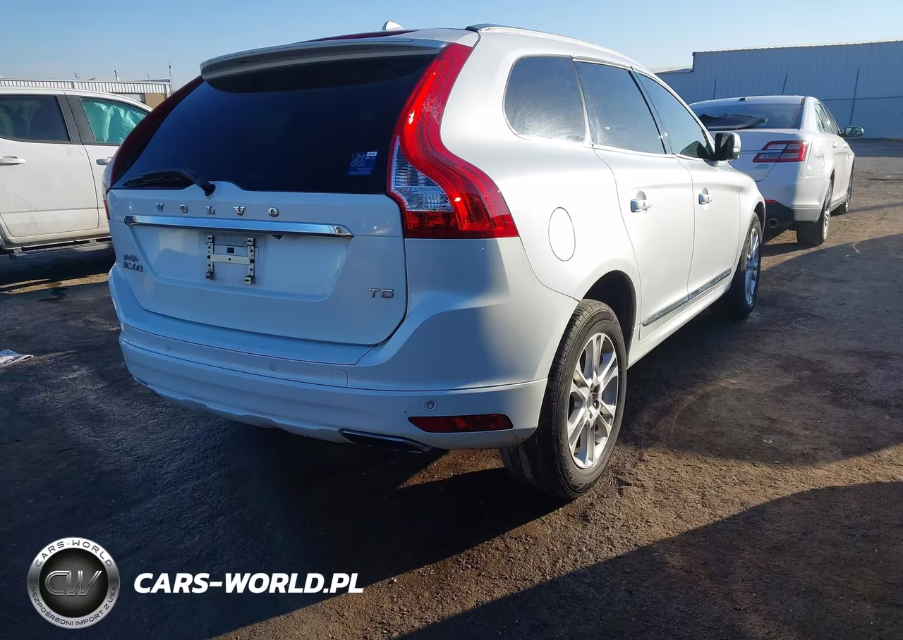2015 Volvo Xc60 T5 Premier VIN:YV440MDKXF2720873 - 4
