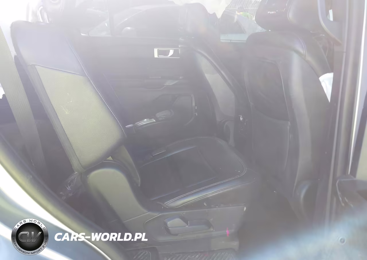 2020 Ford Explorer Xlt VIN:1FMSK7DH7LGA34035 - 8