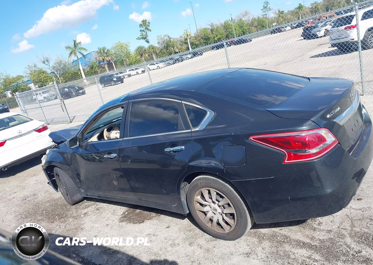 2013 Nissan Altima 2.5 S VIN:1N4AL3AP4DC902010 - 14