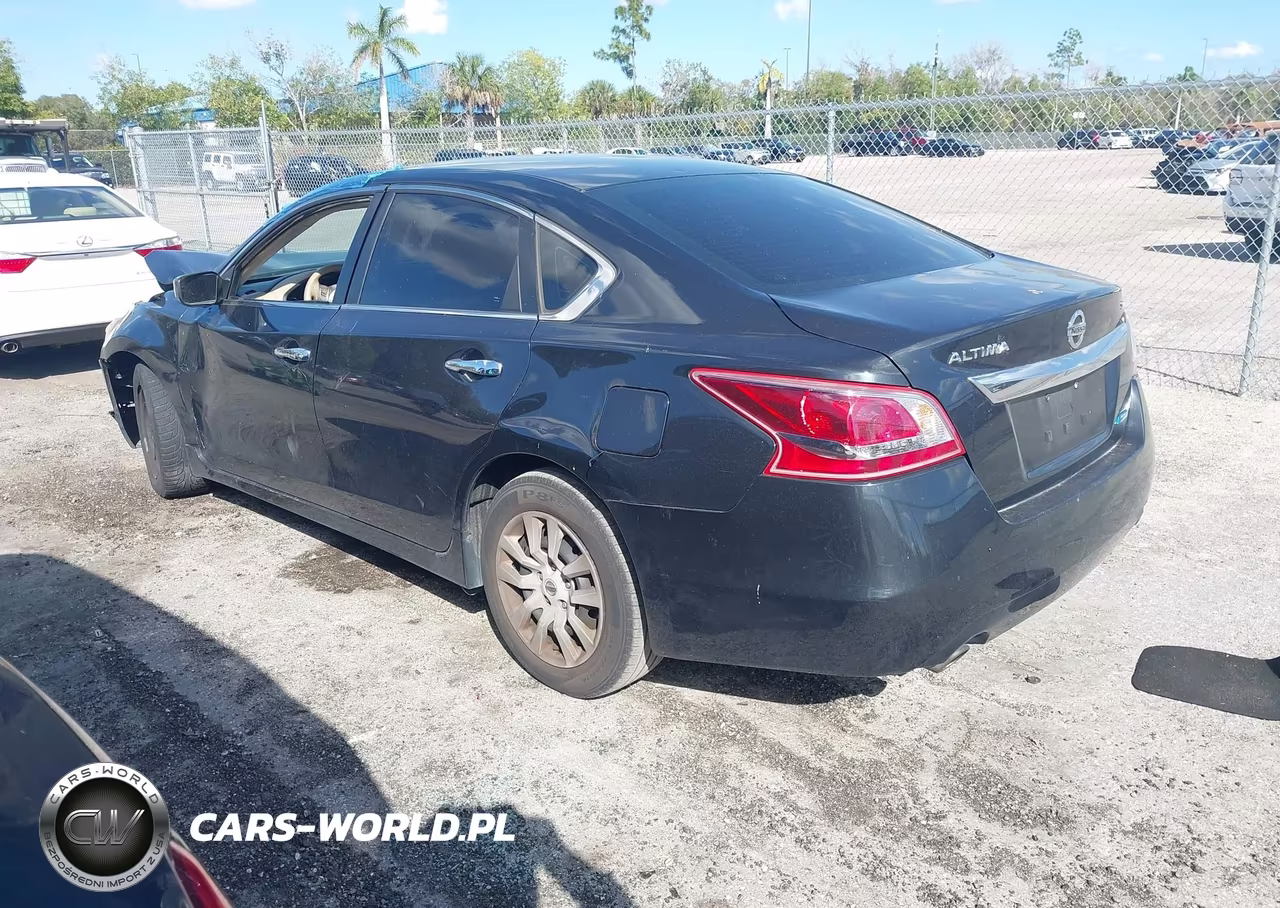 2013 Nissan Altima 2.5 S VIN:1N4AL3AP4DC902010 - 3