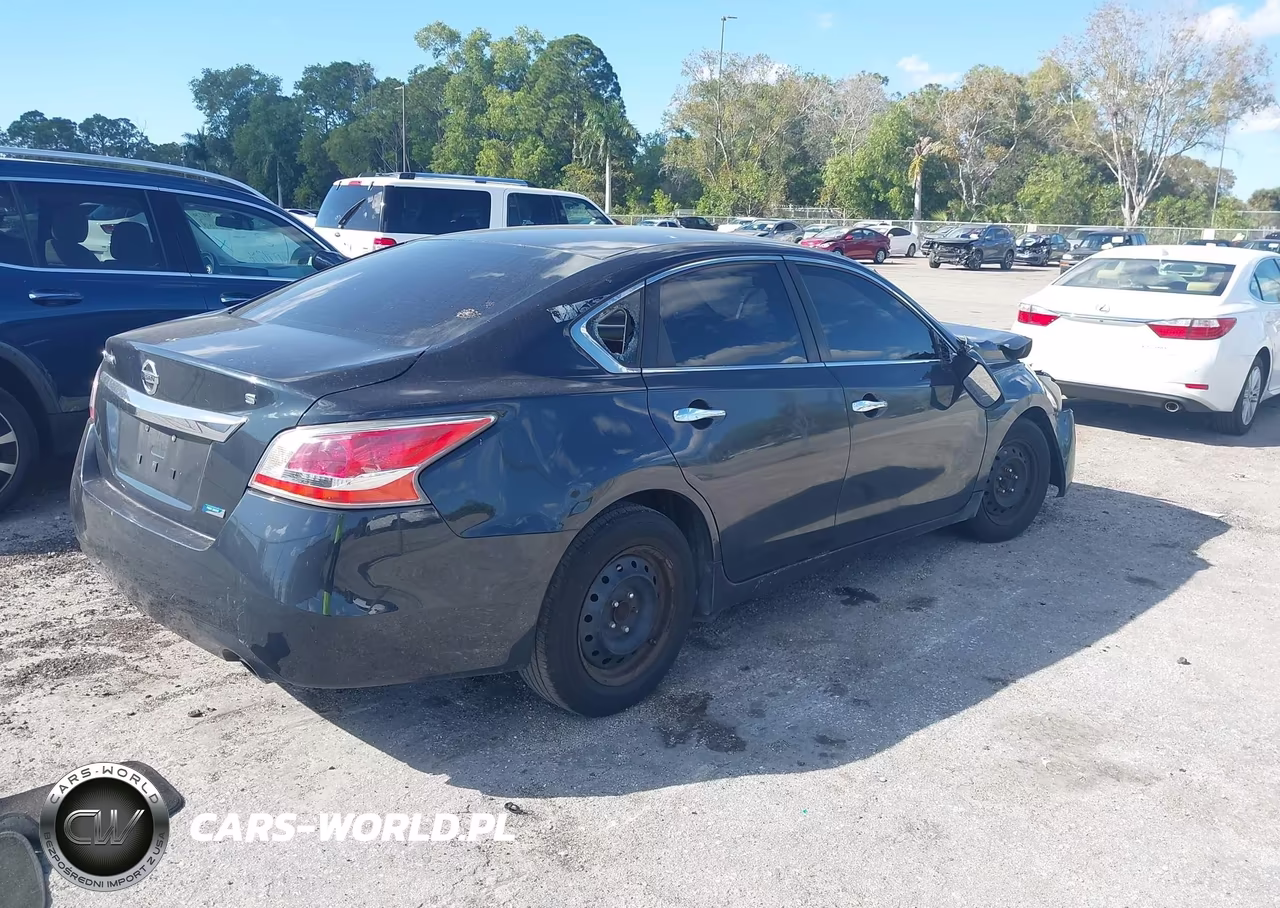 2013 Nissan Altima 2.5 S VIN:1N4AL3AP4DC902010 - 4