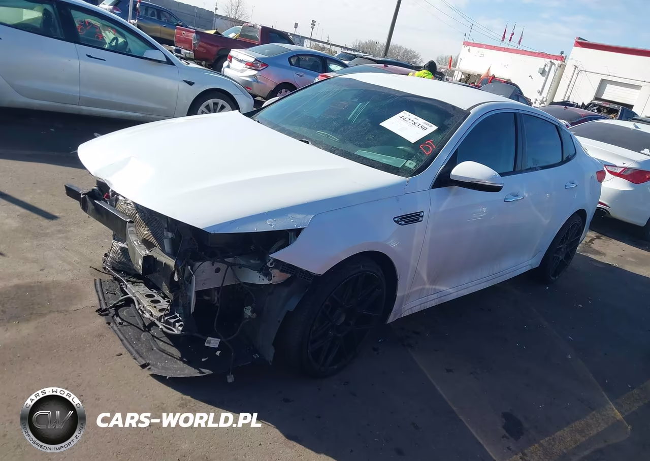 2019 Kia Optima Lx VIN:5XXGT4L35KG295746 - 2