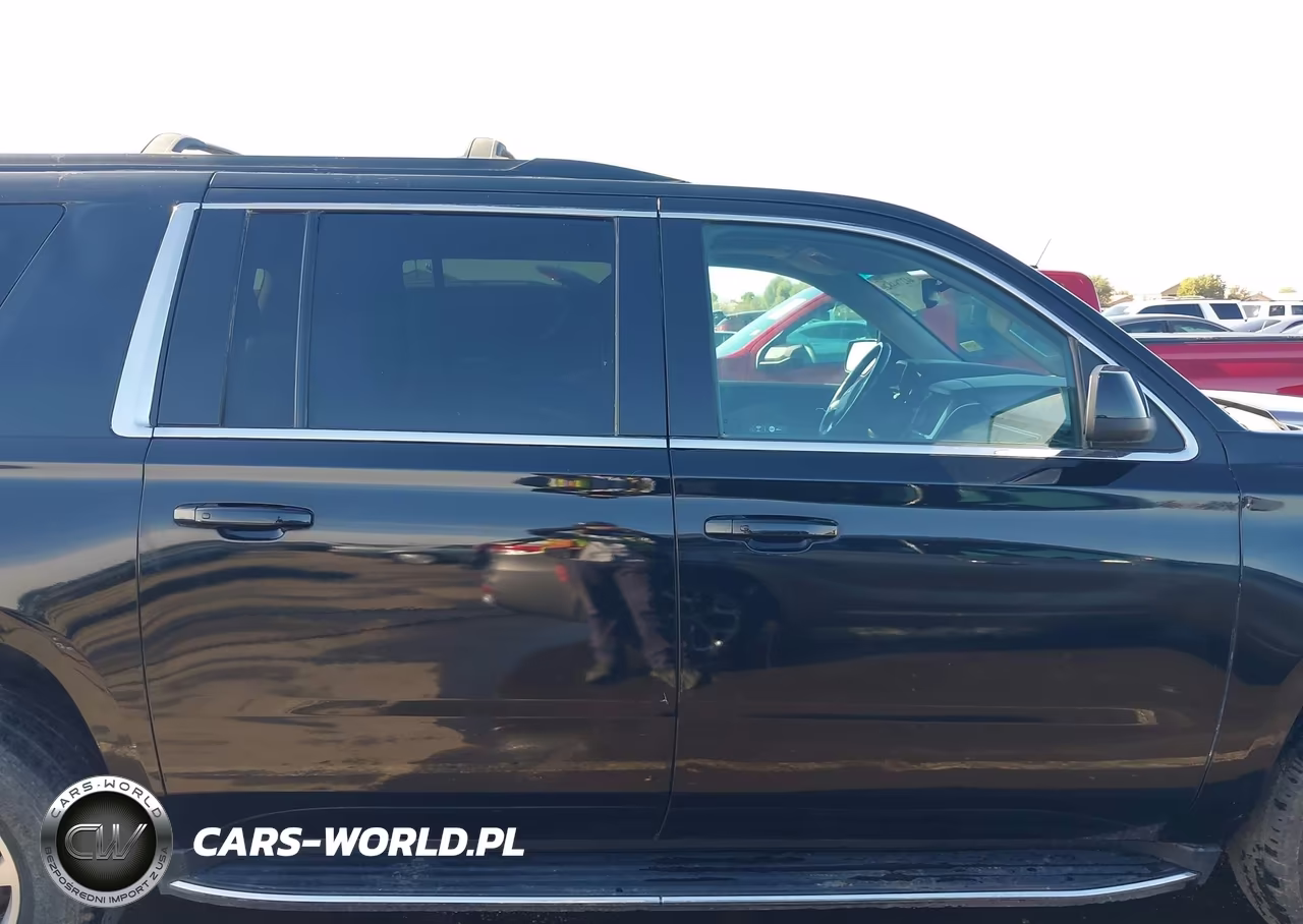 2016 Chevrolet Suburban Lt VIN:1GNSKHKC5GR192294 - 13